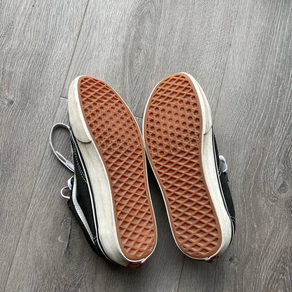 Vans old skool shoe - Picture 4 of 4